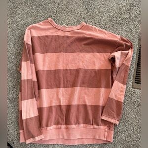 Easel oversized LS top